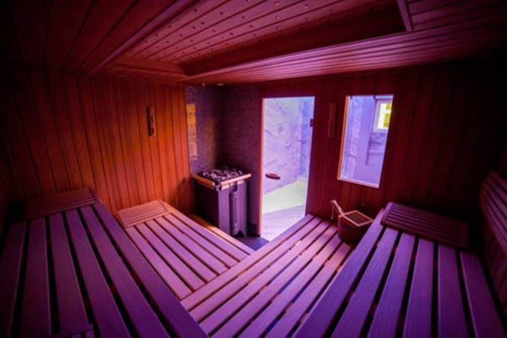 Aparthotel Platinum Apartamenty Иновроцлав Екстериор снимка